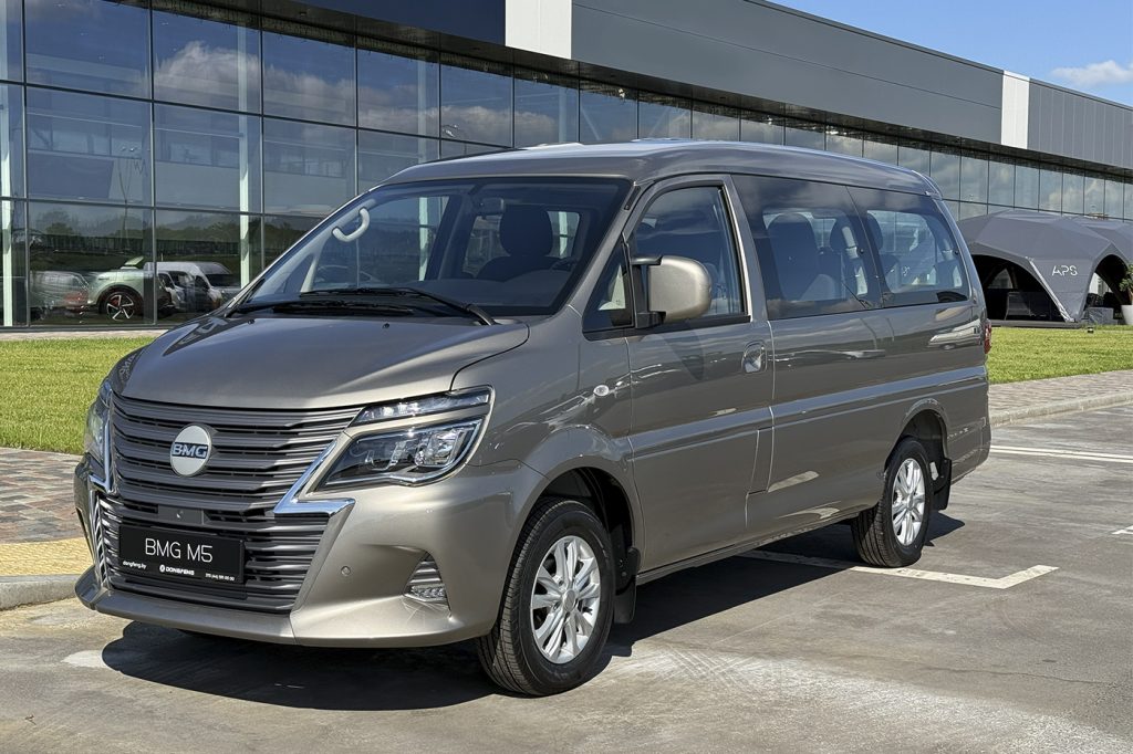 Dongfeng M5