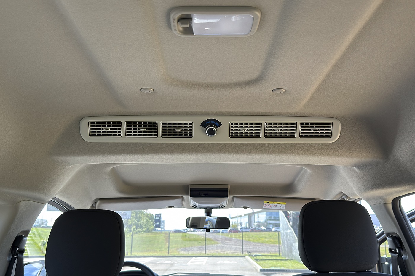Dongfeng M5